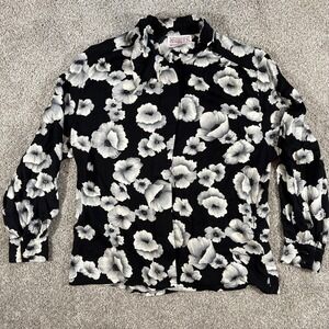 Vintage Petite Sophisticate Blouse Womens 16 Black And‎ White Floral 100% Rayon